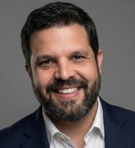 Santo Domingo, la ciudad de los carros que flotan