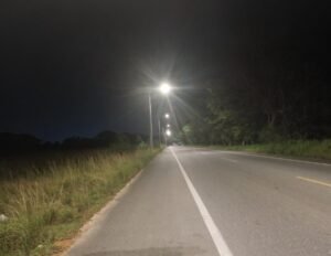 Edeeste ilumina principal acceso a Higüey con inversión superior a RD$8.2 millones
